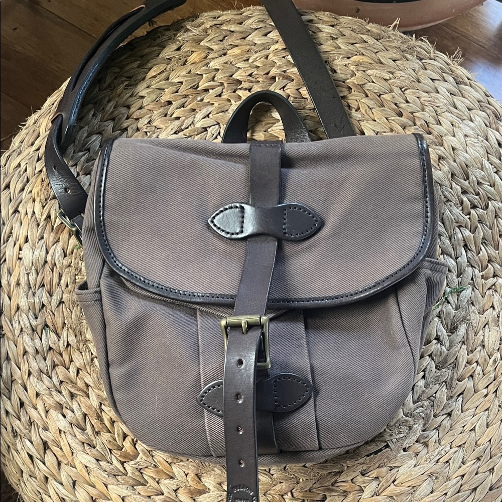 Filson Small Rugged Field Bag Dark Brown